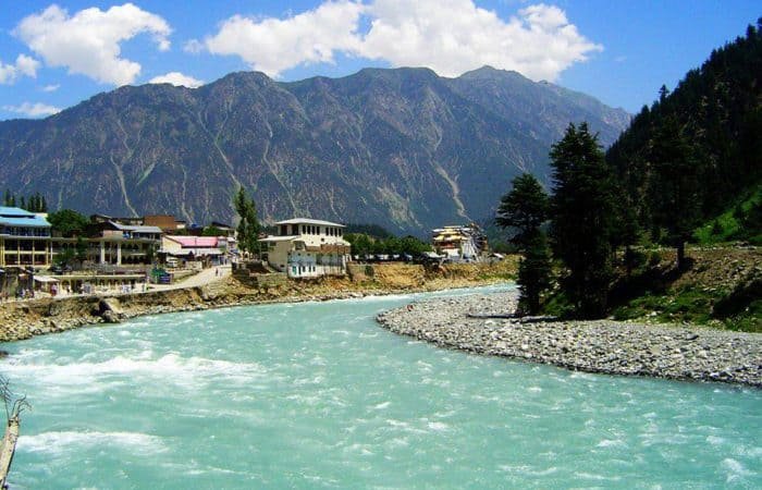 KP government plans to introduce helicopter service to Kalam, Chitral