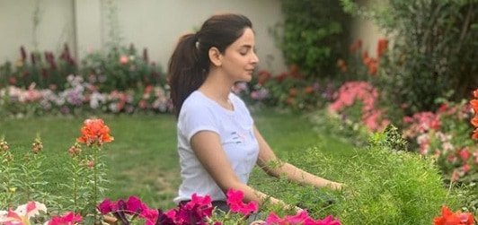 Here’s why you should do yoga daily