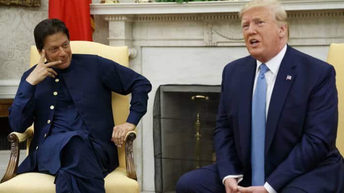 VIDEO: Trump says he’s ‘honoured to be with one of greatest athletes, very popular PM Imran’