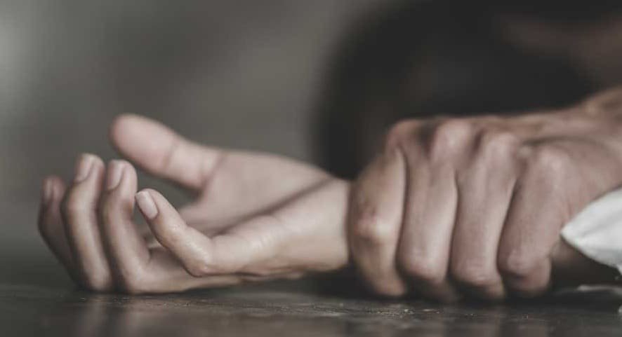 Karachi teen accuses mother of ‘getting her raped for money’