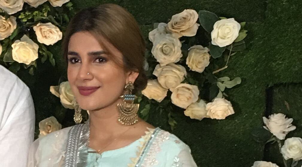 VIDEO: Kubra Khan reveals what she would gift Hamza & Naimal, Sajal & Ahad, Yasir & Iqra on their weddings