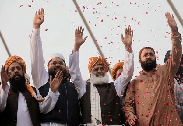 Terror Attack Alert: Terrorists may target Maulana Fazl in Azadi March