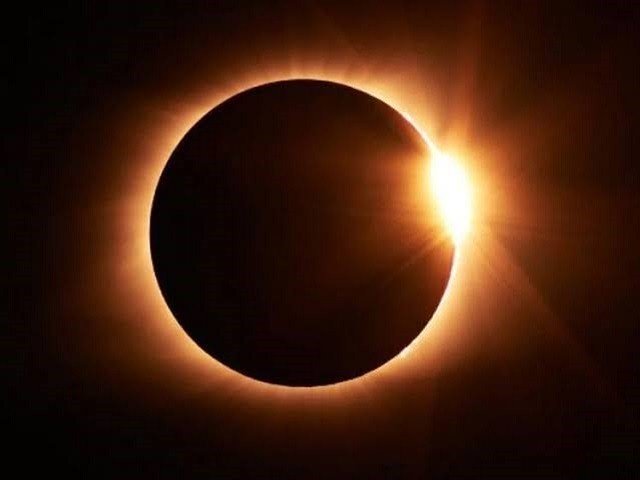 Astrologers blame Pakistan’s woes on eclipse