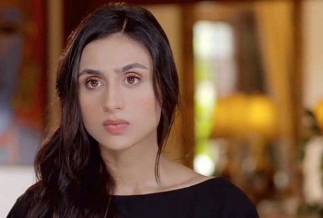 Mashal Khan slams couple for using a lion cub as a prop for their wedding shoot