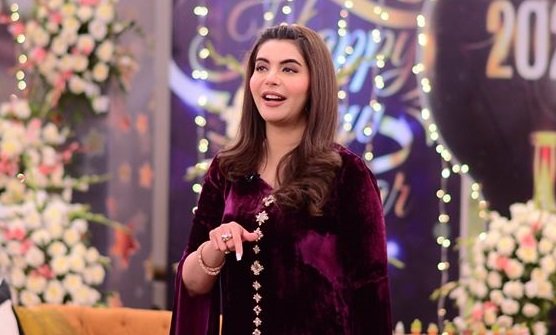 Nida Yasir reveals why she doesn’t allow male fans to take pictures with her
