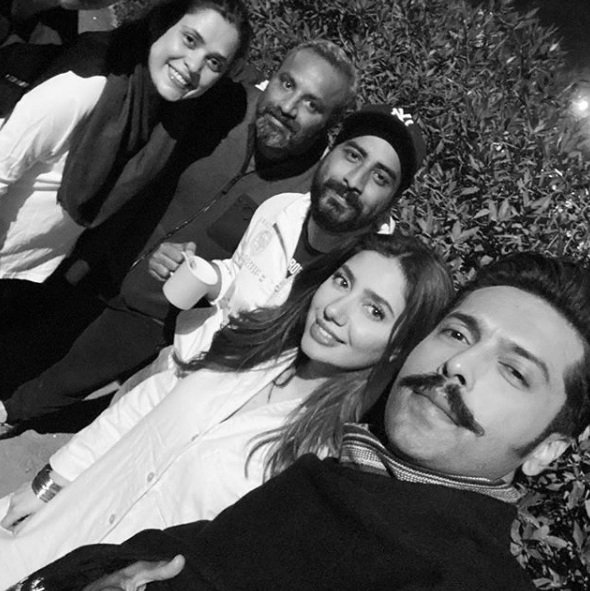 Mahira Khan, Fahad Mustafa wrap up shoot for ‘Quaid-e-Azam Zindabad’ with love