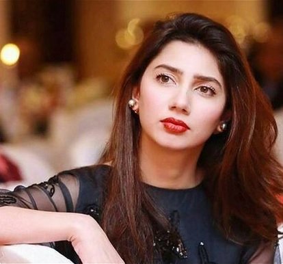 Mahira Khan pays tribute to actor James Lipton