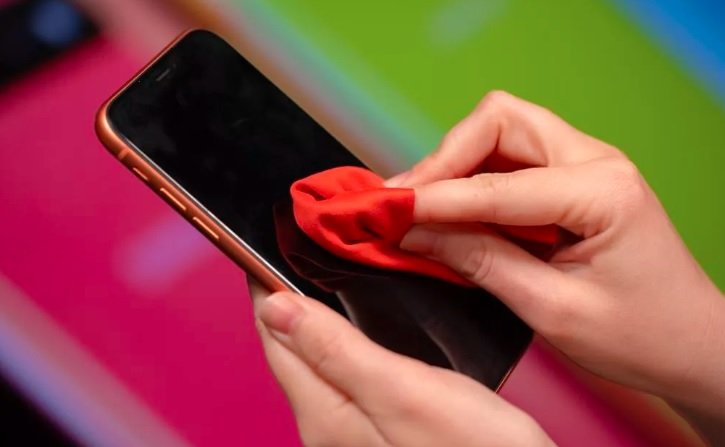 Keep coronavirus off your phone with these simple steps