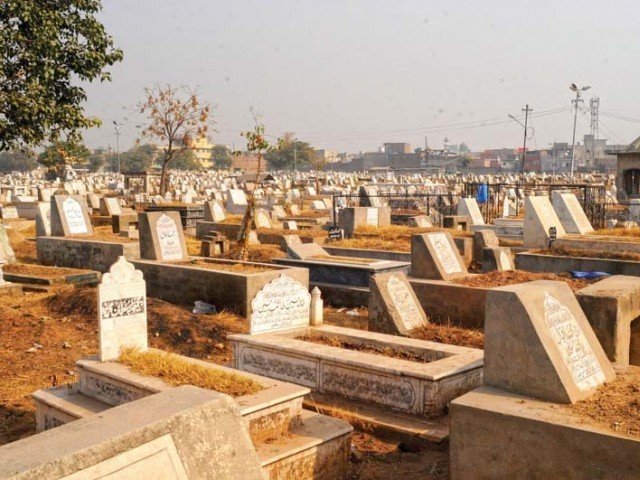 3,265 dead bodies brought to Karachi graveyards in seven weeks
