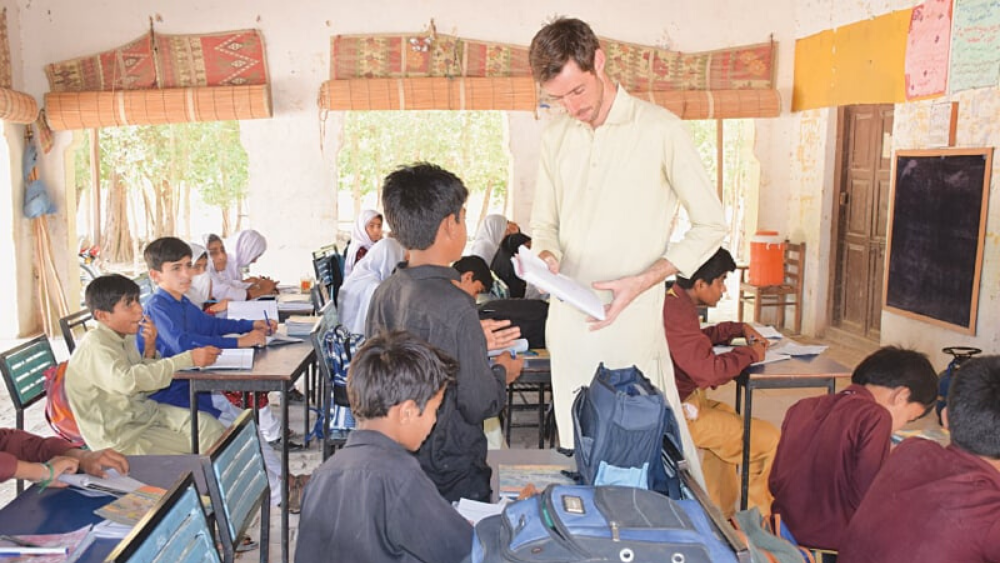 Temporary visit turned all-time love, tourist doesn’t want to leave Pakistan