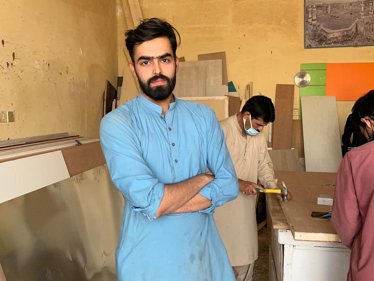 Pakistani carpenter becomes model in Saudi Arabia after pictures go viral