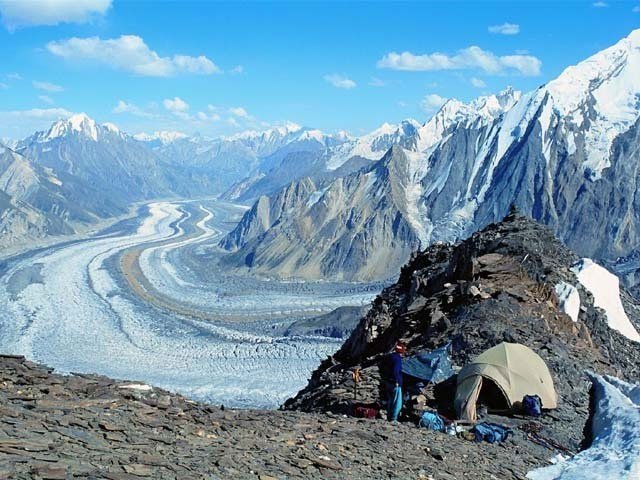 COVID-19: Tourists can enter Gilgit after showing medical reports