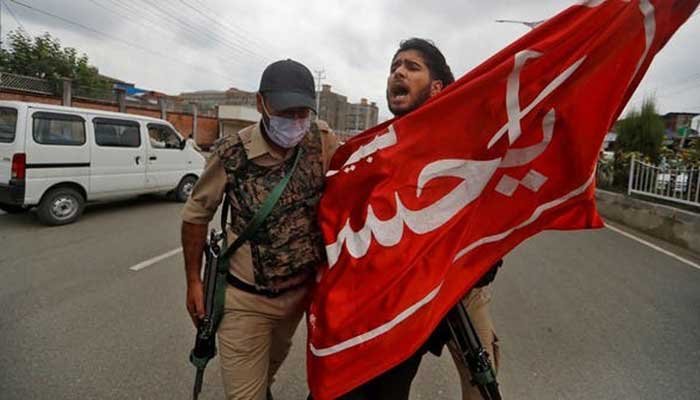[GRAPHIC WARNING] Indian Army resorts to pellet guns in Kashmir to stop Muharram processions