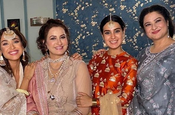 Iqra Aziz, Naumaan Ijaz’s upcoming drama ‘Raqeeb Se’ to be an unconventional love story