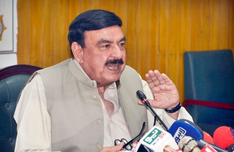 Sheikh Rasheed foresees ‘assassination of some prominent personality’