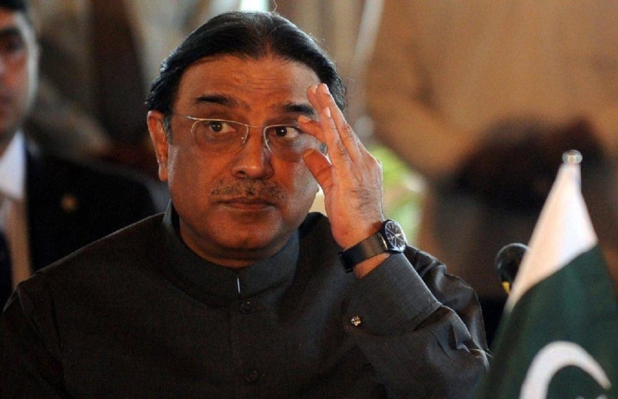Did you know Zardari had a cameo in Waheed Murad’s ‘Salgirah’?