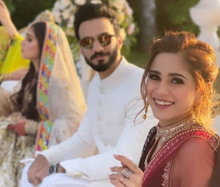 Celebs spotted at Aima Baig’s sister’s wedding