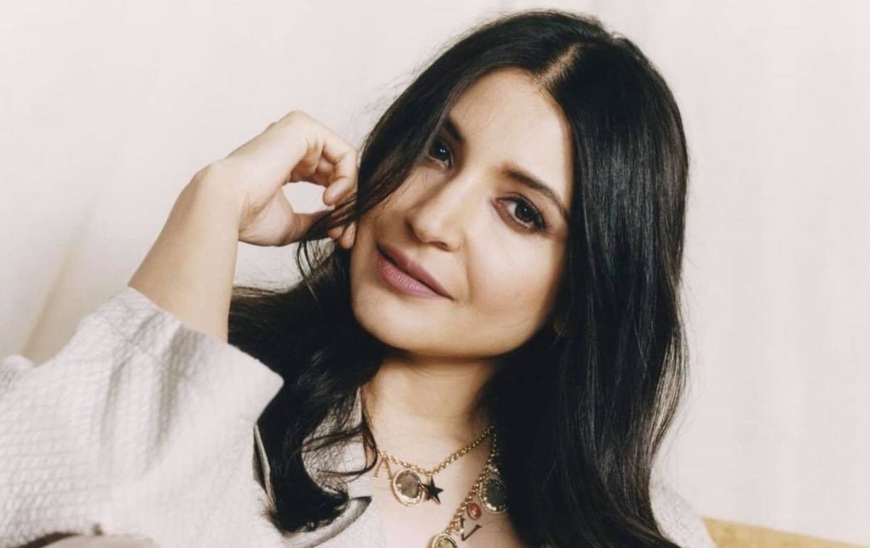 Anushka Sharma glows as she poses with her baby bump