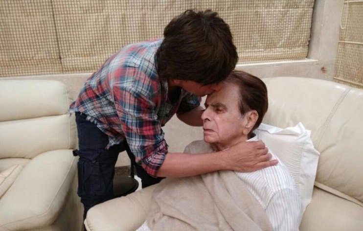 Shah Rukh Khan has the sweetest wish for Dilip Kumar