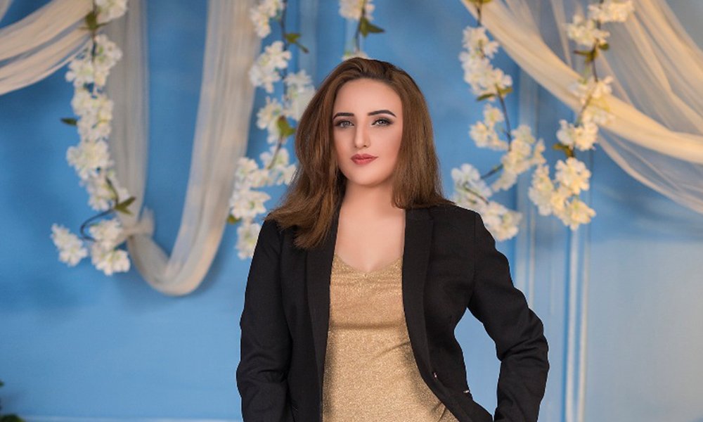 Hareem Shah to make her acting debut on UrduFlix