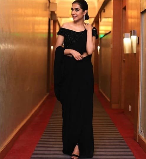 Mansha Pasha is upset with limited narratives, unlimited restrictions in Pakistan