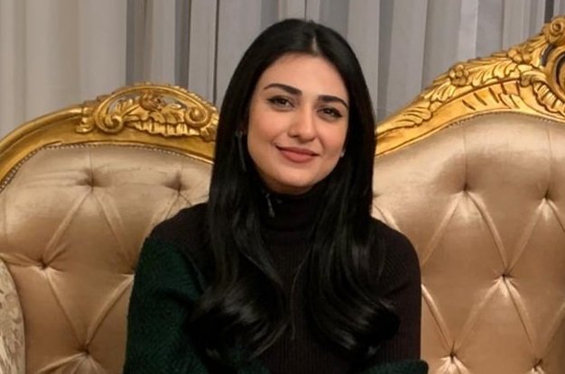‘Don’t teach your daughters to go to Aurat March, educate your sons,’ says Sarah Khan