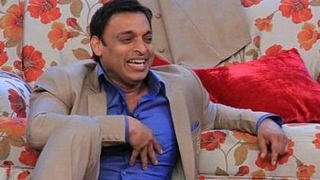 VIDEO: Shoaib Akhtar thrashes Pakistani advertisements