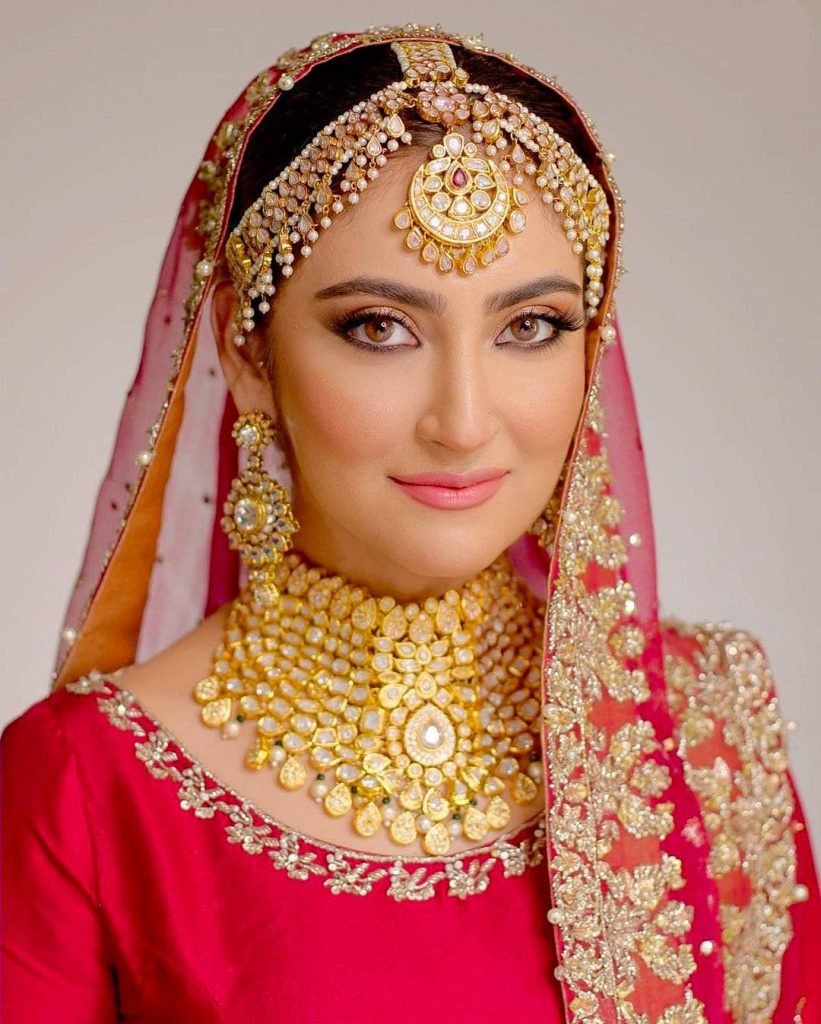 Adnan Siddiqui, Sheheryar Munawar lambast Cannoli owners for mocking manager’s ‘English’