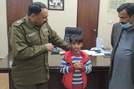 Father of minor driver in Multan fined Rs 1000