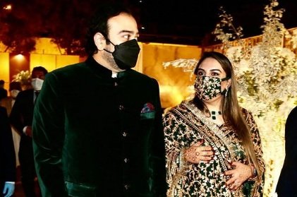 Designer spills details on Bakhtawar’s green reception jora
