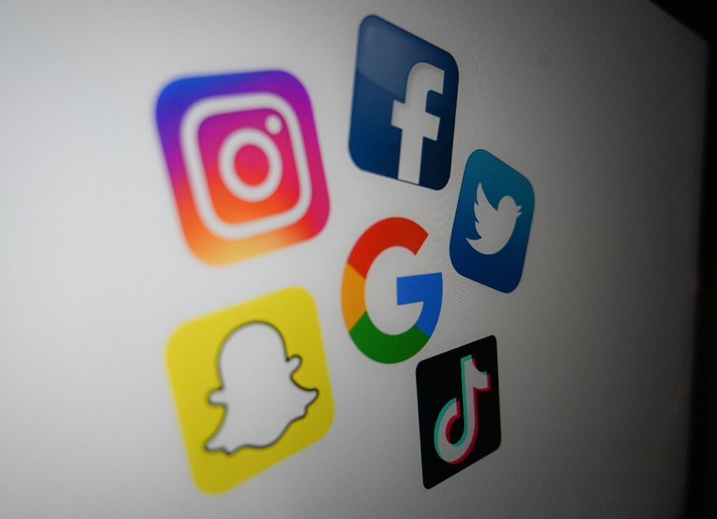 People who use social media for news more susceptible to rumours: study