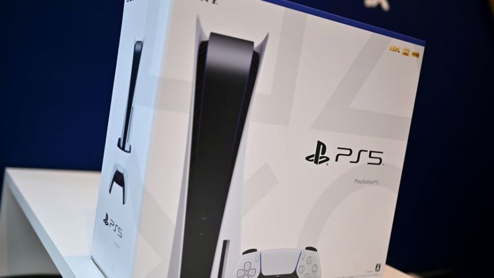 Sony faces lawsuit over alleged PS5 controller defect