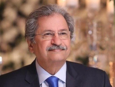 Shafqat Mahmood memes light up the internet once again