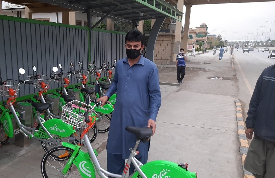 Pakistan’s first bicycle-sharing system launched in Peshawar