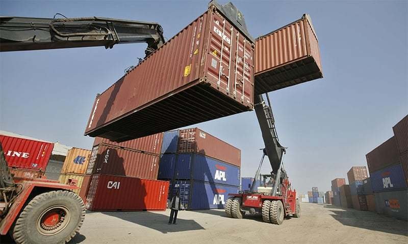 Pakistan exports to neighbouring countries drop by alarming level