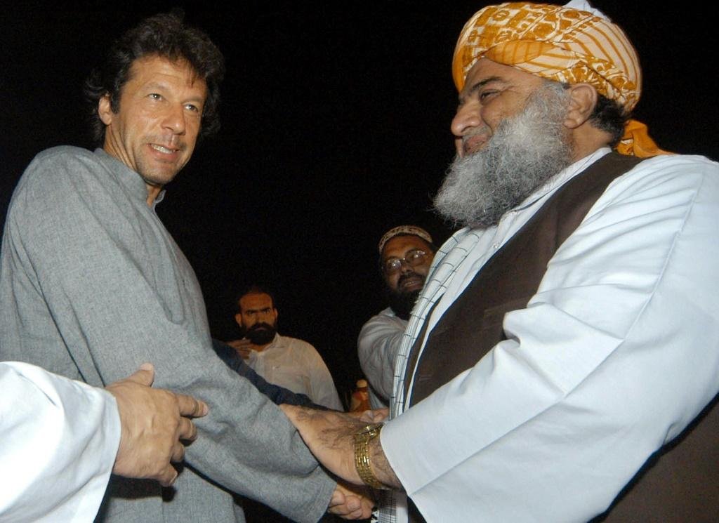Fazlur Rehman’s JUI-F joins hands with PM Imran’s PTI against PPP in Larkana?