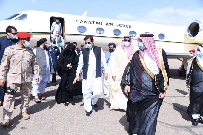 PM Imran, First Lady land barefoot in Madina