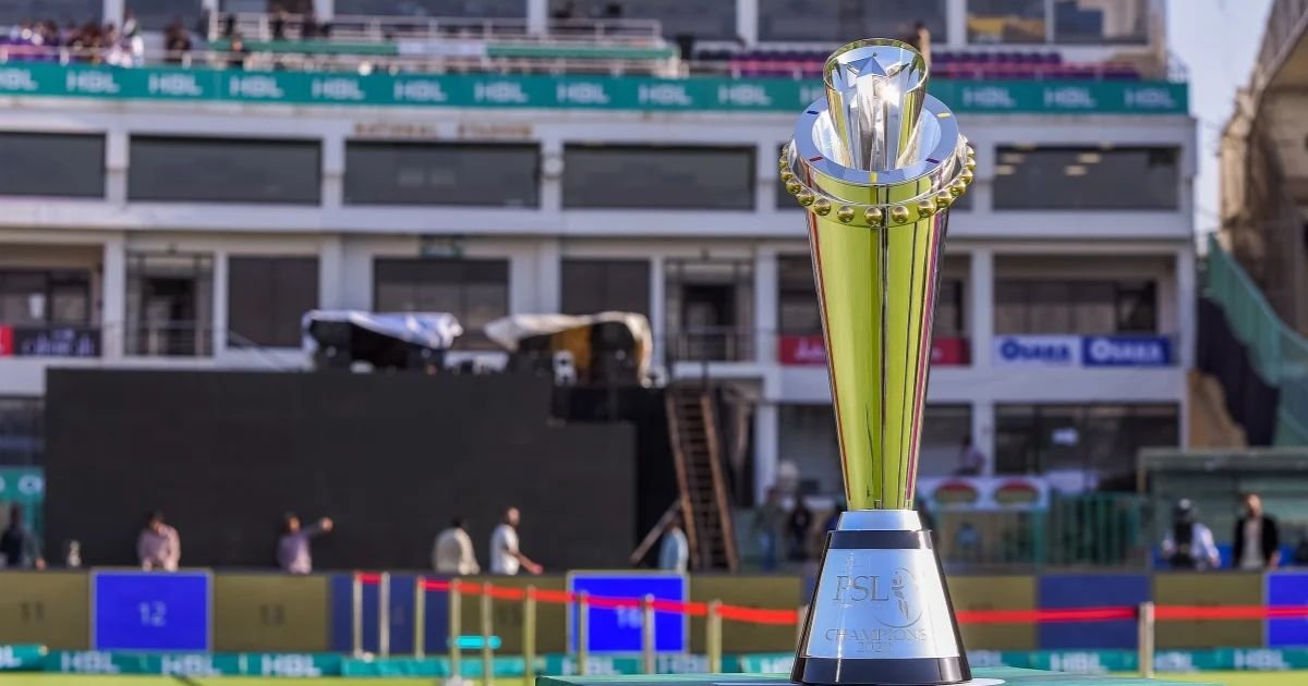 PSL 6 faces flight delays, logistical problems