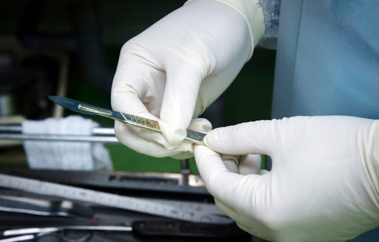 Security guard arrested for posing as qualified doctor, performing surgery