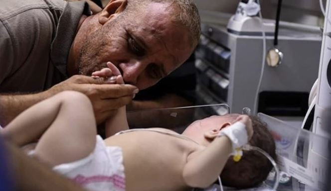 Infant reunited with father after miraculously surviving Israeli airstrike