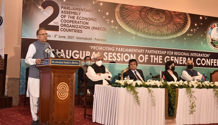 President Alvi stresses that Pakistan is not against Jews or Christians