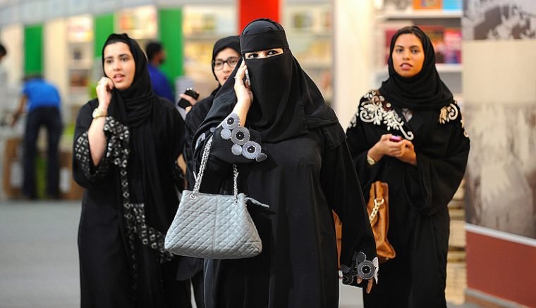 Saudi Arabia allows women to live alone without male consent