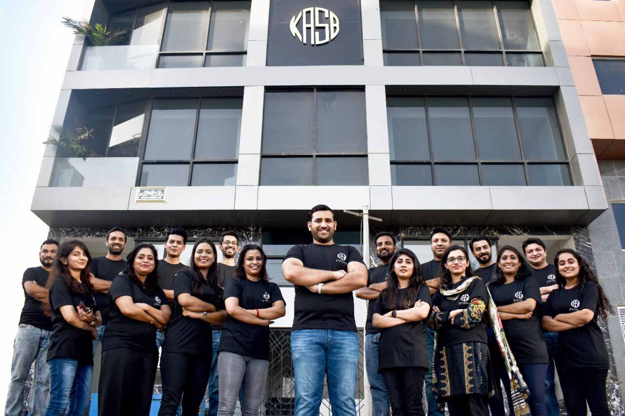 ‘Get your money out from under the mattress,’ KTrade to be the next big thing in business