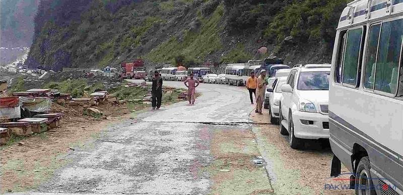 Kaghan Valley overwhelmed as tourists arrive in multitude