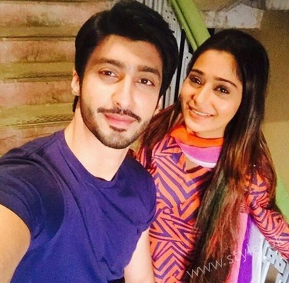 Pictures of Indian Actress Sara Khan from Set of her drama Laikin