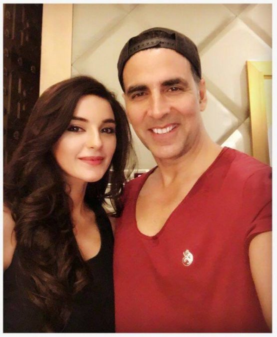 SADIA KHAN TAKES THE LEAD! - page3