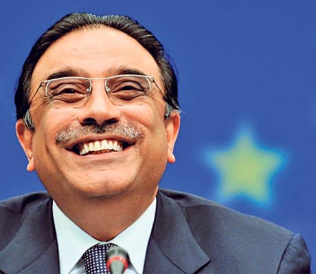 Watch: Zardari reacts to question, ‘Who will be next DG ISI?’