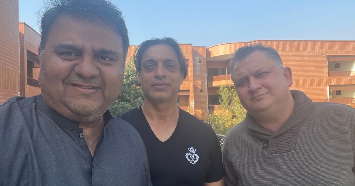 Dr Nauman Niaz and Shoaib Akhtar reconcile after on-air dispute