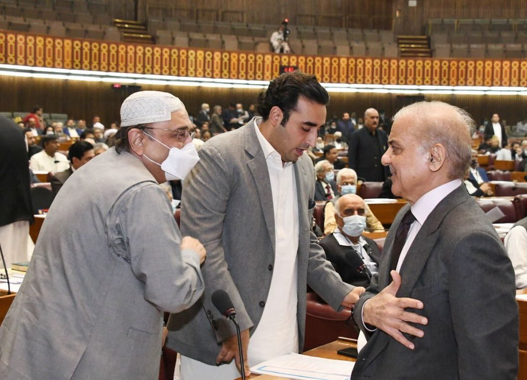 ‘Govt using all energy to sow seeds of legislation, someone else will benefit from its fruits’: Asif Ali Zardari