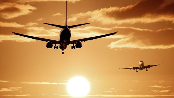 Risk of New Variant Omicron, Pakistan imposes travel ban